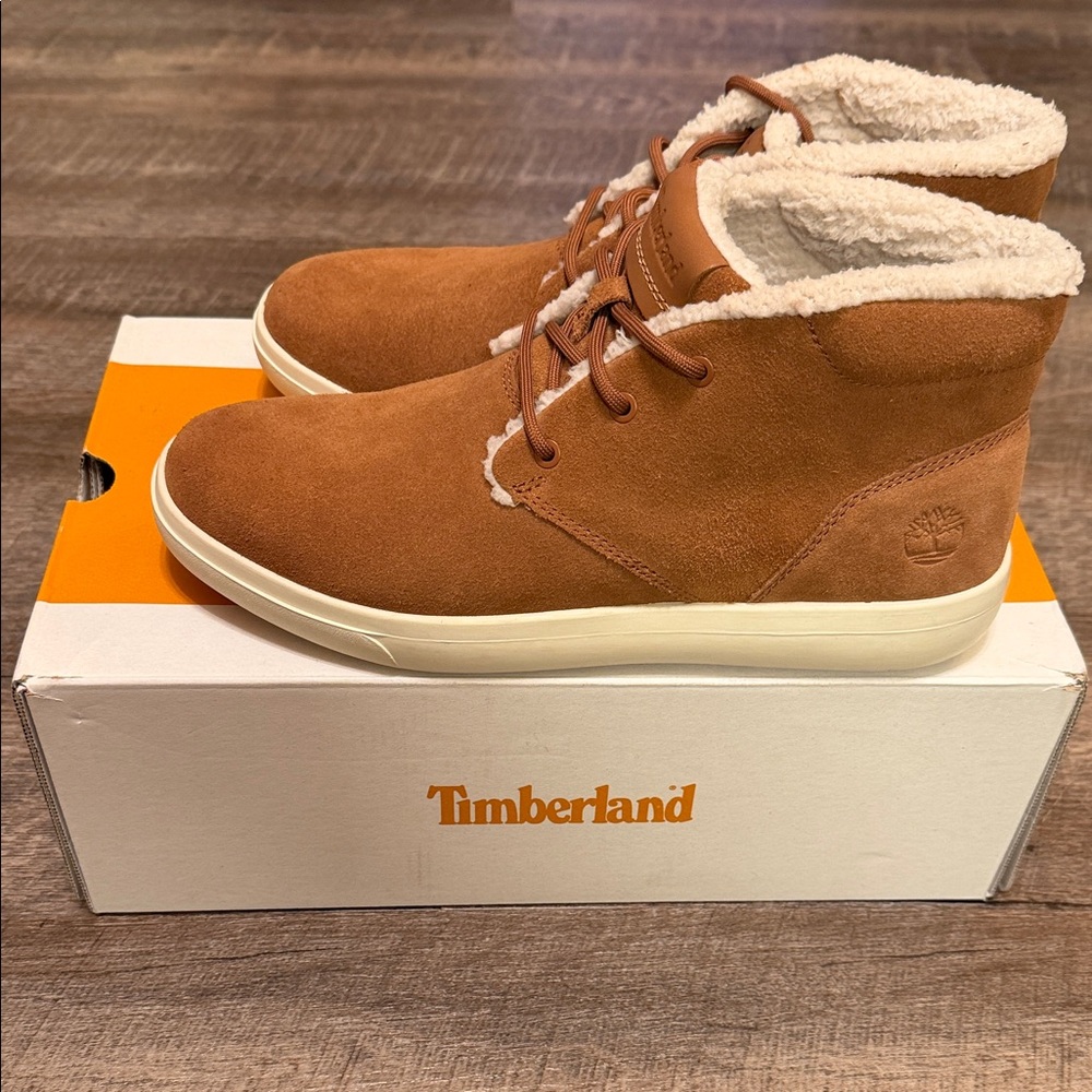 Timberland Chestnut Suede Sherpa-Lined Chukka Boots